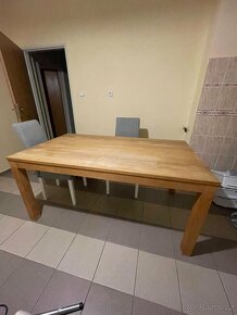 JÍDELNÍ STŮL, VELKÝ A KVALITNÍ - 3