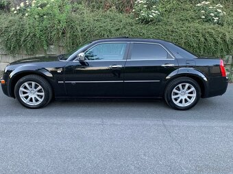 Chrysler 300C 3.0CRD limuzína Signature Series - 3