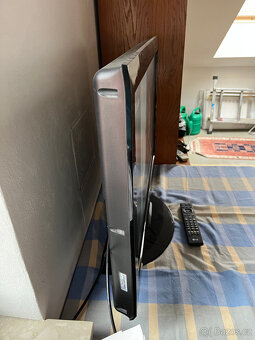 televize LG 32 LG 3000 úhlopříčka 80 cm - 32 palců - 3