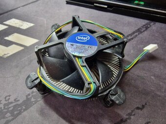 Intel Core i5 4440 3,1 GHz socket 1150 (4 jádra) - 3