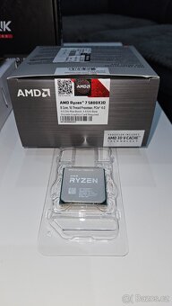 AMD Ryzen 7 5800X3D / MSI MAG B550 / Corsair 32GB DDR4 - 3
