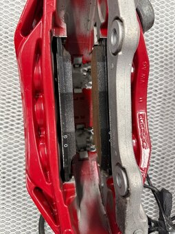 Komplet brzdy Audi S6 S7 Q7 Touareg 375mm / 330mm 6 pístek - 3