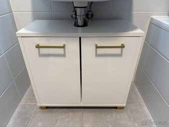 Skříňka pod umyvadlo - 3