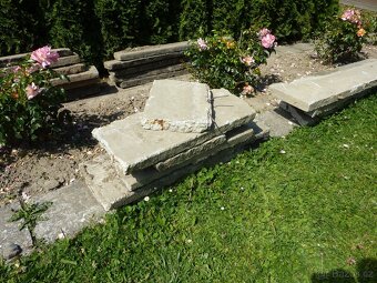 BETONOVÉ OBRUBNÍKY A DLAŽDICE - 3