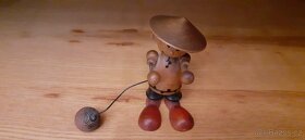 dřevěná figurka - panáček vietnámek/číňánek - 3