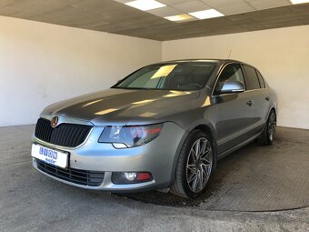ŠKODA SUPERB 3.6 V6 FSI 4X4 - 3