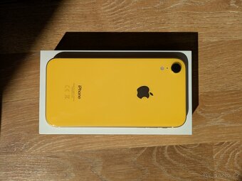 iPhone XR 64gb žlutý - 3
