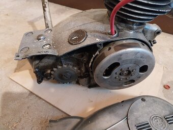 Čz t motor - 3