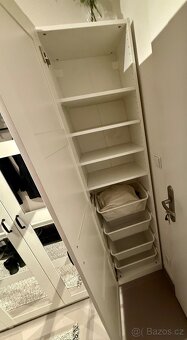 Skříň zrcadlová bílá - 3