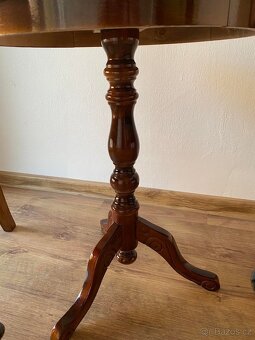 Stůl a dvě židle - 3