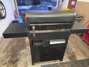 Zahradní gril na plyn - 3