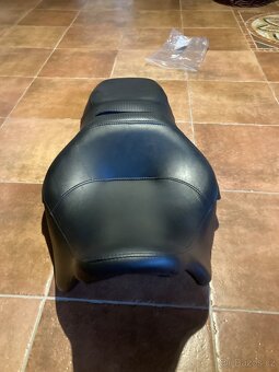 Sedlo Harley DAVIDSON - 3