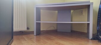 Televizní stolek - 3