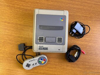 NINTENDO SNES-Super Nintendo Entertainment System - 3