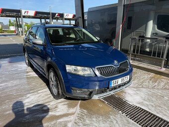 Ihned volný UBER , Bolt Škoda OCTAVIA SCOUT DSG , 2.0 Tdi - 3
