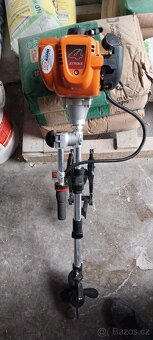 Člun s benzinovým motorem - 3