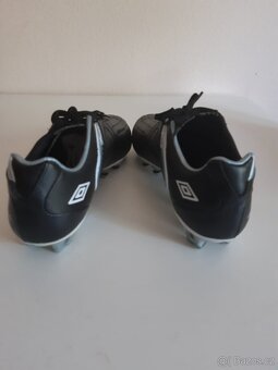 Kopačky UMBRO vel. 41 - 3