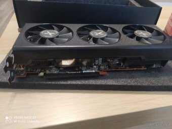 XFX Speedster QICK 308 AMD Radeon™ RX 6650 XT ULTRA 8GB - 3