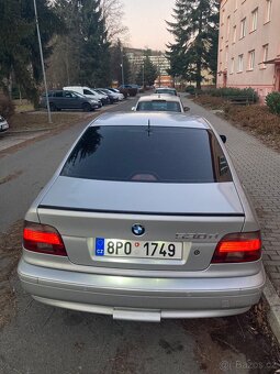 Zadní nárazník bmw e39 - 3