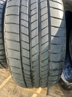 Bridgestone Turanza 235/45R18 94W - 3