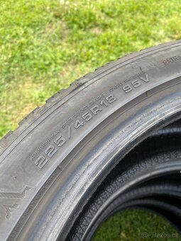 225/45 R18 DUNLOP - 3