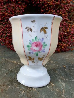 Starožitný porcelánový pohárek, růže. - 3