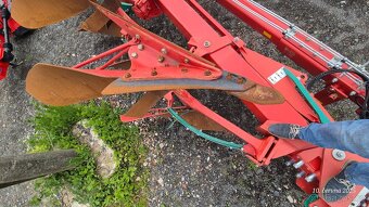 Pluh Kverneland S 100  model 6300s - 3