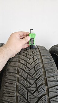 Zimní pneumatiky 235/45/18, Dunlop, DOT3321 - 3