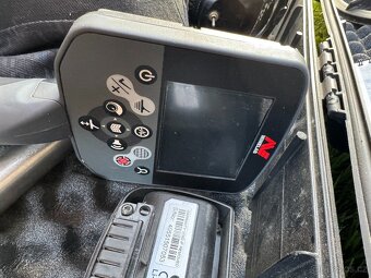 Minelab CTX 3030 Detektor kovů - 3