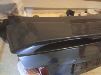 Bmw E36 / víko kufru s křídlem - 3