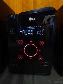 mini věž LG FA162 tuner,CD,USB - 3