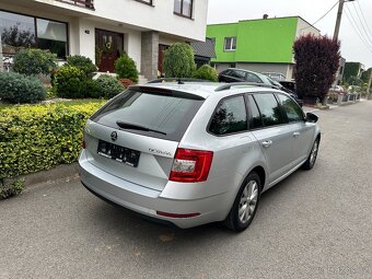 ŠKODA OCTAVIA KOMBI 1.0 TSI 85KW AMBITION - 3