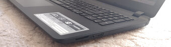 Acer Aspire ES1-572 - 3
