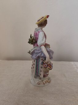 Passau žena nemecko porcelánová soška - 3