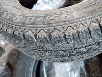 Pneu Transit 195/70/15c - 3