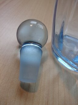 STARÁ SKLENĚNÁ KARAFA nebo FLAKON NA PARFÉM - MODRÉ SKLO - 3