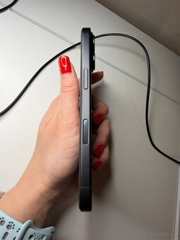 iPhone 16, 128 GB - 3