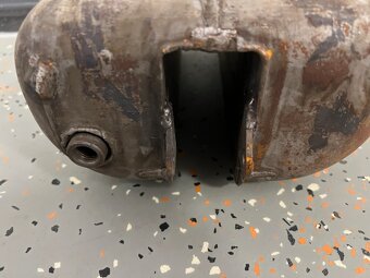 Nádrž Jawa 550, 555,pařez - 3