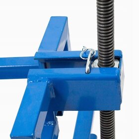 Zvedák pro zahradní traktor - 3