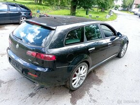 Alfa Romeo 159 2.4JTDm 154kw TI - 3
