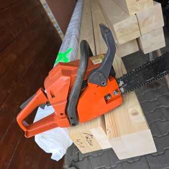 Motorová pila Husqvarna 136 - 3