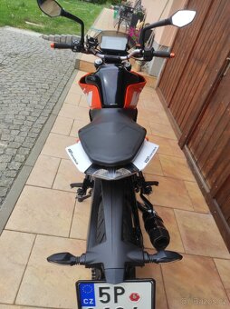 KTM 125 Duke - 3