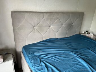 Postel s úložným prosterem a polohovacím roštem - 3