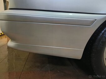 BMW E39 combi -zadni nárazník originál Titan Silber - 3