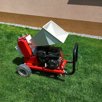 Špalíkovač motor 7hp průměr větví cca 5 cm dle dřeva - 3