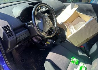 Mazda 5 2.0i náhradní díly - 3