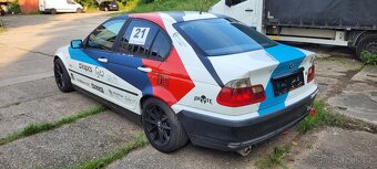 BMW E46 323i - 3