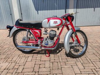 Motocykl F.B Mondial 88 cc rok 1961 - 3
