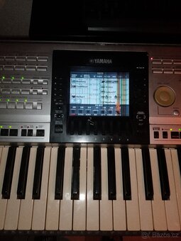 Yamaha PSR 3000 - 3