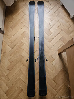 Prodám dětské lyže Head délka 137 - 3